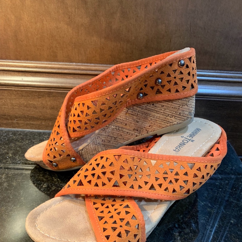 Minnetonka wedges
